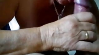 Nagyi szar meztelen érett anyák pedig elnyeli a vörös szex videó