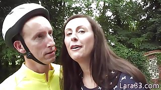 Gyönyörű brit öreg férfiak a szex a harisnya. Thai fiatal szex videó