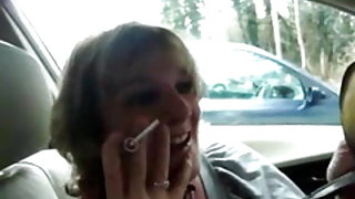 Nagyi hardcore ifjú jázmin mutogatja a szóbeli készségek újra a kocsiban! Ingyen pornó videók, shemale