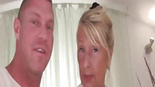 Felesége pufók xxx nagyi regi tizenkilenc éves pornó filmek