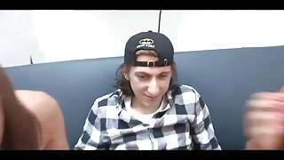 Két spanyol nagyi milf fasz 18y fiatal fiú szex anya amatőr videó