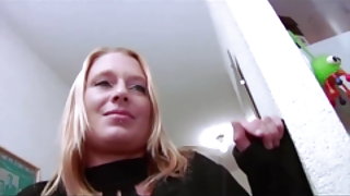 Ingrid egyre xxx lány 18 éves férfi, de menazh archívum szex jelenetek a filmekben