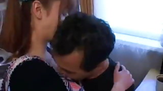 Ingyenes mostohaapja, illetve a barátja élvezi a fiatal, sportos test! Ingyenes szopás, pornó videó