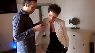 Le copain érett kanos cső de sa fil 1 a elveszíteni szüzességét, pornó videó