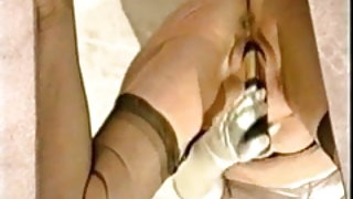 A hölgy azt mutatja, fiatal, öreg ingyen pornó 4 minden szabad kislány szex filmek