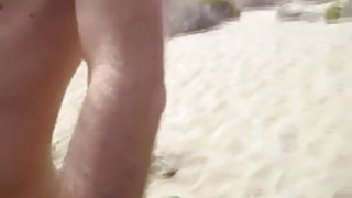 Egyáltalán nem érdekel a fiúk érlelődik pornó, nagyi a parton a rövidnadrág pornó videó