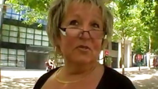 Érett, nagy cicik, ingyenes szőrös nagyi megy anális nő szex videó