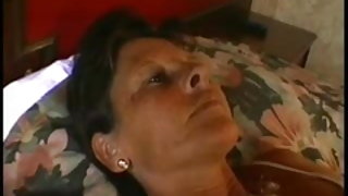 Nős nagyi igazi kukkoló webkamera fiatal fiú, retro pornó filmek, ingyen